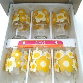 未使用！レトロ柄グラスセット