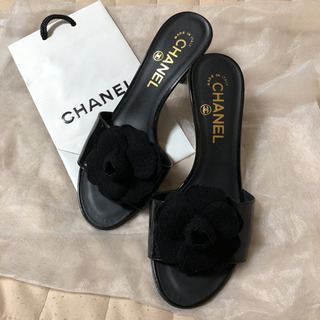 CHANEL ココマーク エナメルレザー サンダル 22.5 イ...