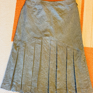 再値下‼️美品オンワード樫山✨suivi. グレースカート　M sizeの画像