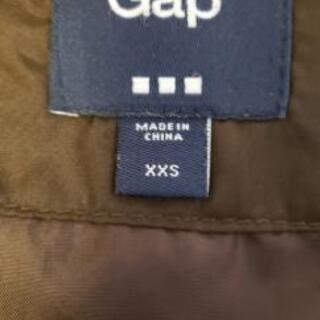 GAP ダウンベストの画像