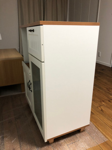 食器棚　ニトリ製　美品