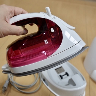 【再度値下げ】東芝 TOSHIBA コードレス スチーム アイロ...