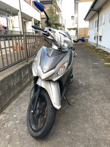 スズキ　アドレス110cc シルバー