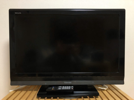 【中古】TOSHIBA REGZA 32型