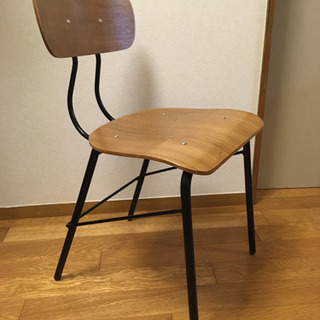 引っ越しセール　NOCE 椅子二脚セットの画像