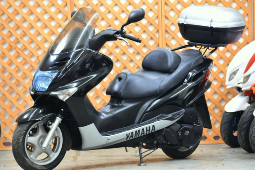 ☆マジェスティ125FI＊4074km＊低走行＊リアボックス付き＊WAKO’Sオイル交換＊下取り全国配送も可能です☆彡