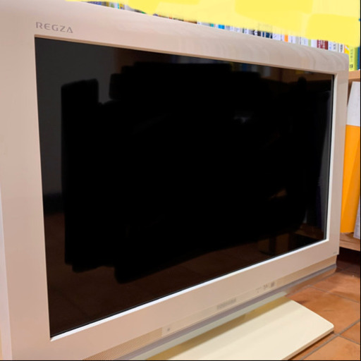 東芝REGZA 白 26型（説明書/B-CASカード/リモコン/電源ケーブル付）アンテナケーブルと分波器おまけ