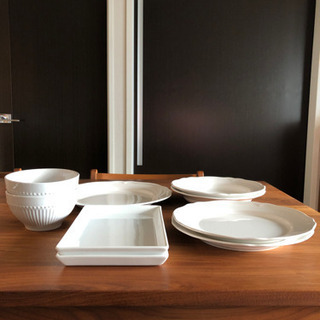 白洋食器　9点の画像