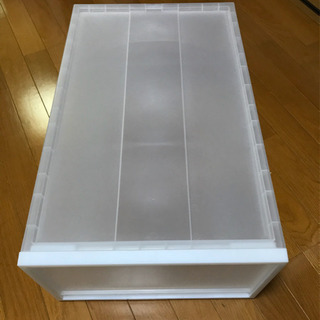 無印良品の衣装ケースの画像