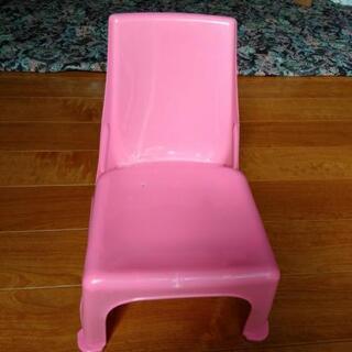 お風呂用の椅子の画像