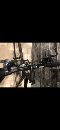 定価64000円国産18段変速クロスバイク黒