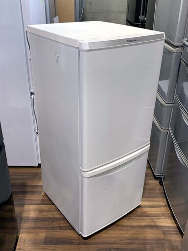 【苫小牧バナナ】2013年製 パナソニック/Panasonic 138L冷蔵庫 右開き NR-B146W-W ホワイト系 １人暮らし向