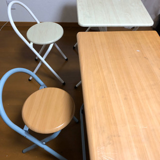 無料　折り畳み机椅子セット　取りに来てくれる方