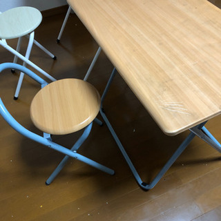 無料　折り畳み机椅子セット　取りに来てくれる方の画像