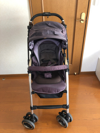 combiベビーカー　ハイシート