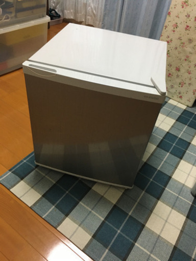 小型冷蔵庫