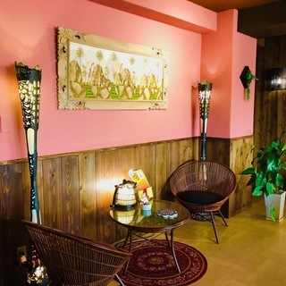 働く自分を大切にする環境で、アジアンテイストのバリニーズオイルリンパやタイ古式マッサージを中心に提供するリラクゼーションサロン勤務をしませんか。お疲れのお客様の身体と気持ちをゆったりと癒すお仕事です。の画像