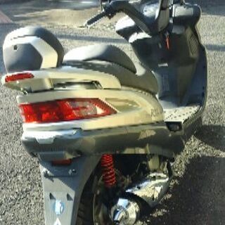 人気の 125 cc　RV 125 EFi　走行距離少ない !!　実動です❢❢  ドッシリしてます!!   走ります !!　の画像