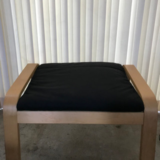 決まりました　オットマン　(ポエング IKEA)  黒