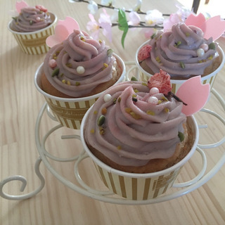 春のお菓子作り　〜桜のカップケーキ〜