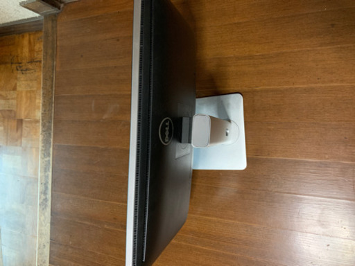 DELL 4K モニター　UP2414Qt ピボット機能付き