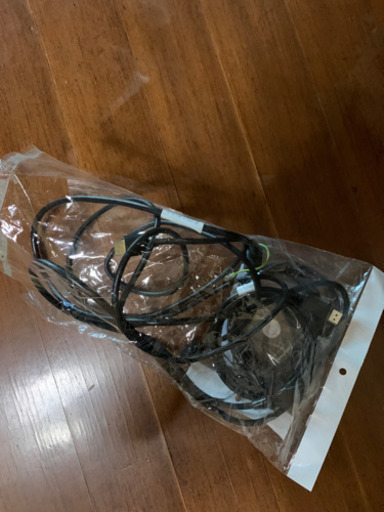DELL 4K モニター　UP2414Qt ピボット機能付き