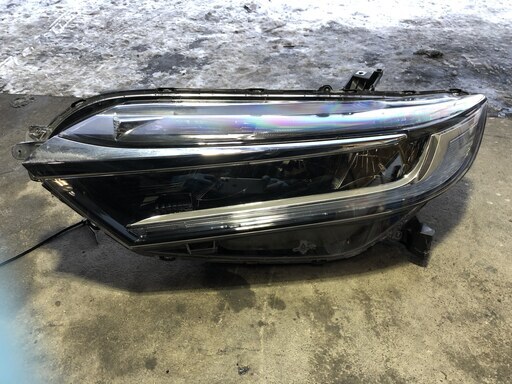 フィットシャトルHB純正LEDヘッドライト