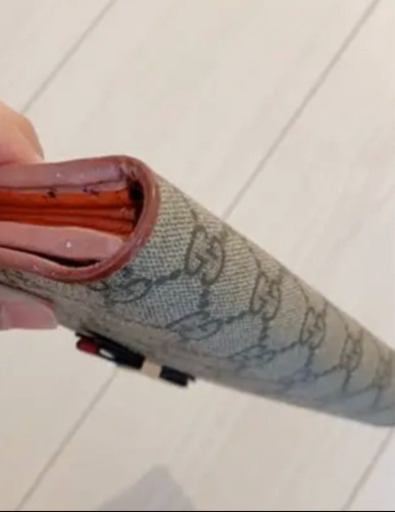 GUCCI      長財布