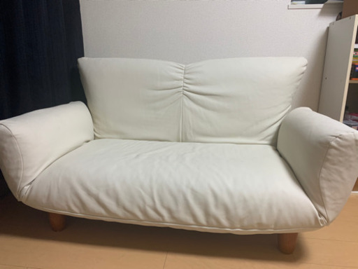 2人掛けソファ売ります。