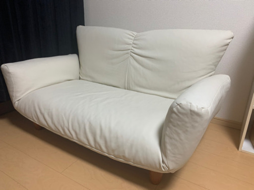 2人掛けソファ売ります。