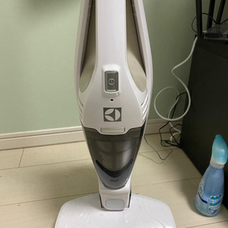 【訳有り】エレクトロラックス　スティック掃除機1 GO Lithium