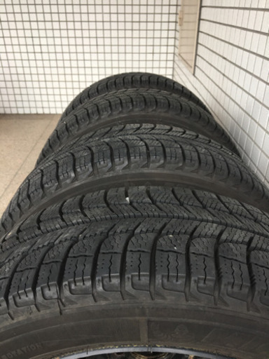 ルノー　カングー  ミシュラン　スタッドレス　175/65R14 鉄チン付