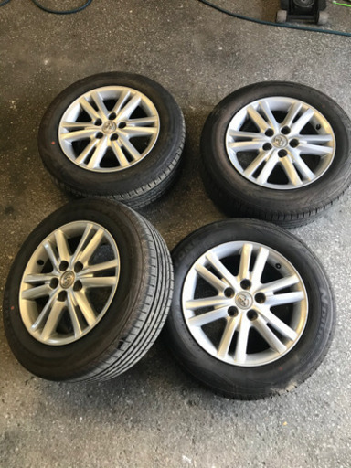 トヨタ 純正タイヤ＆ホイール 16インチ