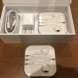 iPhone se 充電コードとイヤホンセット！