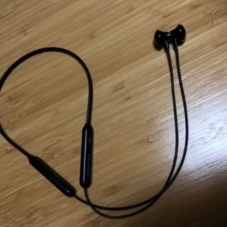 Bluetoothイヤホンの画像