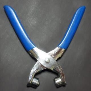 急募🔊 未使用に近い❕穴開け パンチ❓ 器具 