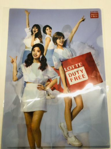 新品　非売品　韓国限定　2枚組　TWICE  トゥワイス　クリアホルダー　K-POP 韓流