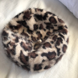 アンゴラ！ふわっふわのベレー帽