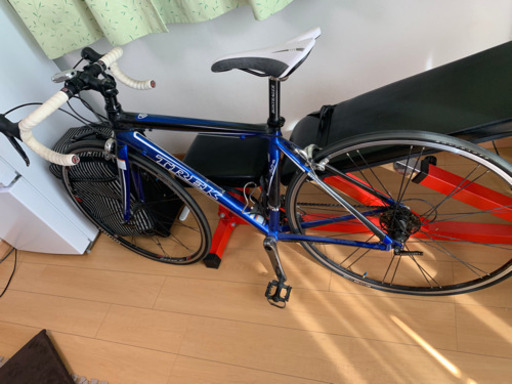 trekロードバイク
