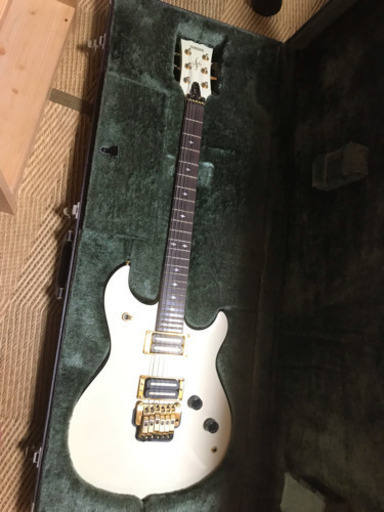 エレキ ギター  ヤマハ YAMAHA SFF-2000 ハードケース付き