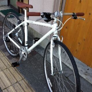 WEEKEND BIKES 700cクロスバイク アルミ/7speed/ホワイト