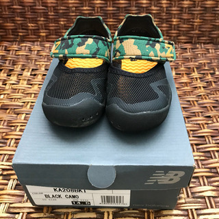 【美品】ニューバランス キッズサンダル 水陸両用 14.5cm 子供靴の画像