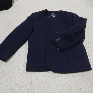 制服の上着