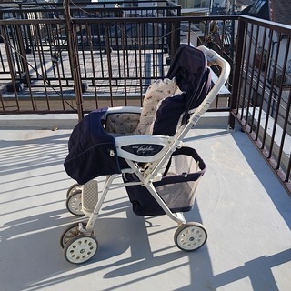 ベビーカー