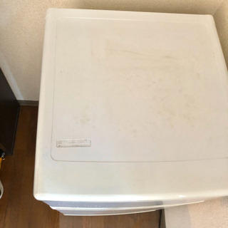 ユーイング 88L 2ドア冷蔵庫1000円の画像