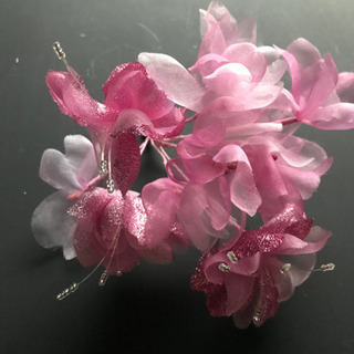 コサージュ☆  ピンク色 ♬︎♡の画像