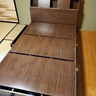 ベッドフレーム美品  S～SW  引出収納2こ付の画像