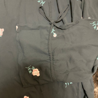 RyuRyu ブラウス 花柄 試着のみ 美品の画像