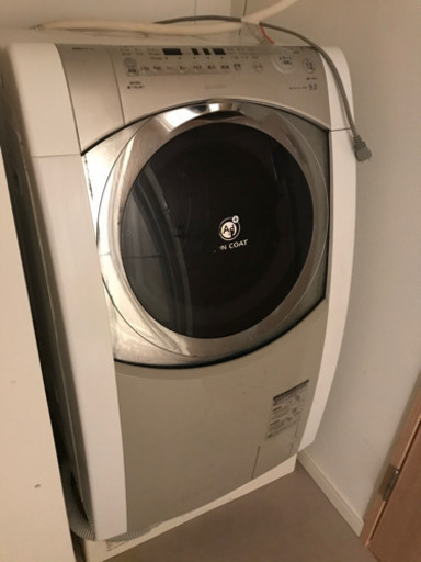 シャープ製ドラム式洗濯機