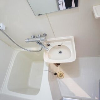 1部屋限定★家賃【2.9万円～】￥293,800相当の特典あり！松山大学に徒歩1分の家具・家電・ネットも無料の人気マンション　即入居可!! 生活至便!!  − 愛媛県
